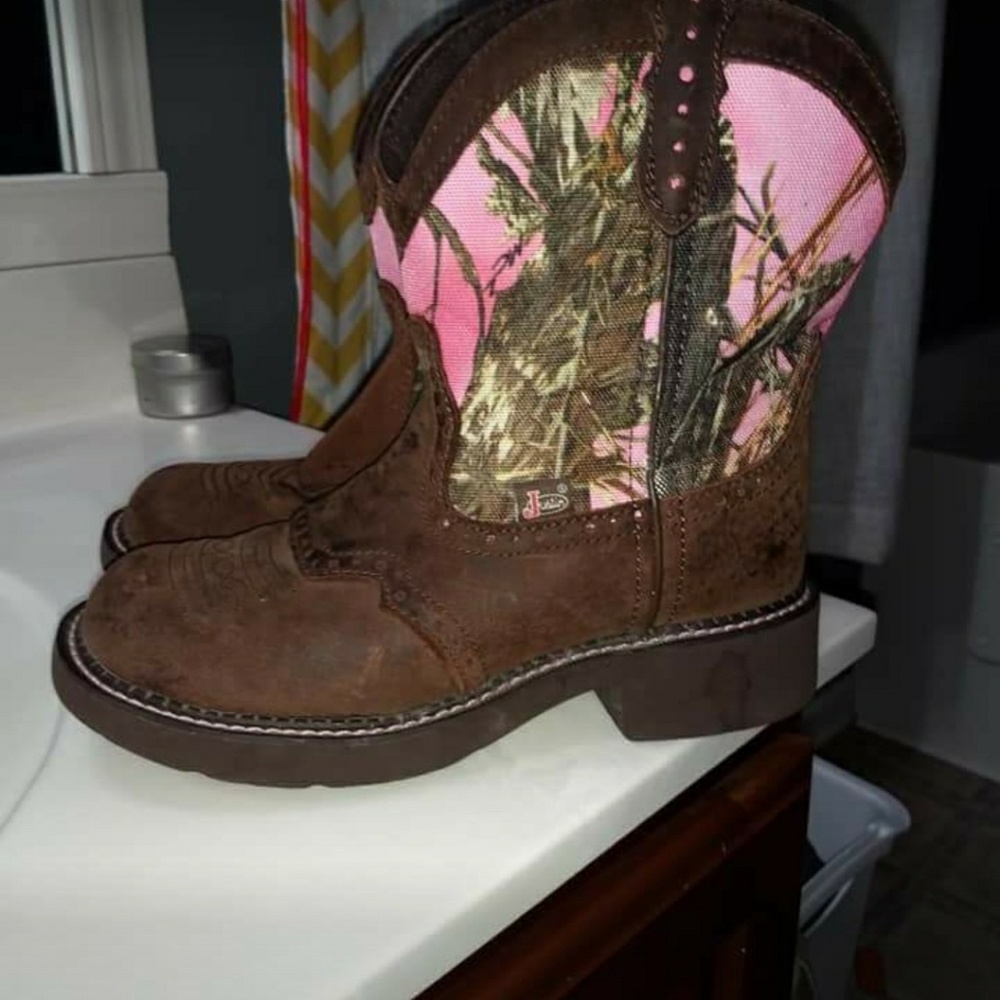 Justin boots